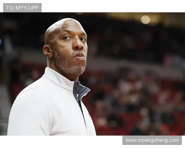 比卢普斯被捕引发球队临时会议气氛紧张尴尬难以言表