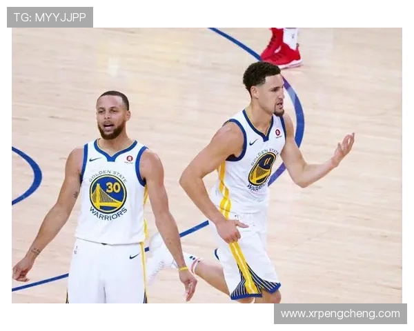 C约翰逊四季场均命中两记三分且命中率超四成独占联盟之巅